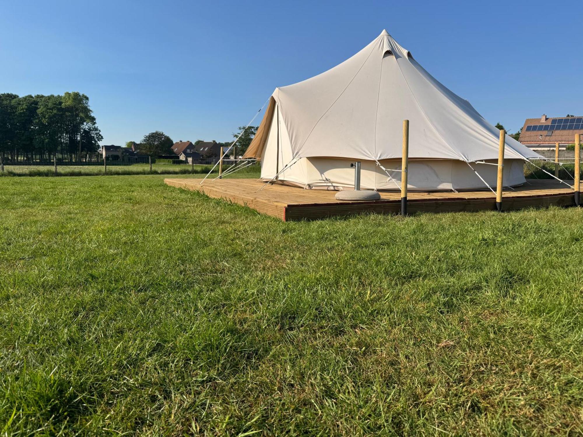 Camp Mangoeste Zedelgem Luaran gambar